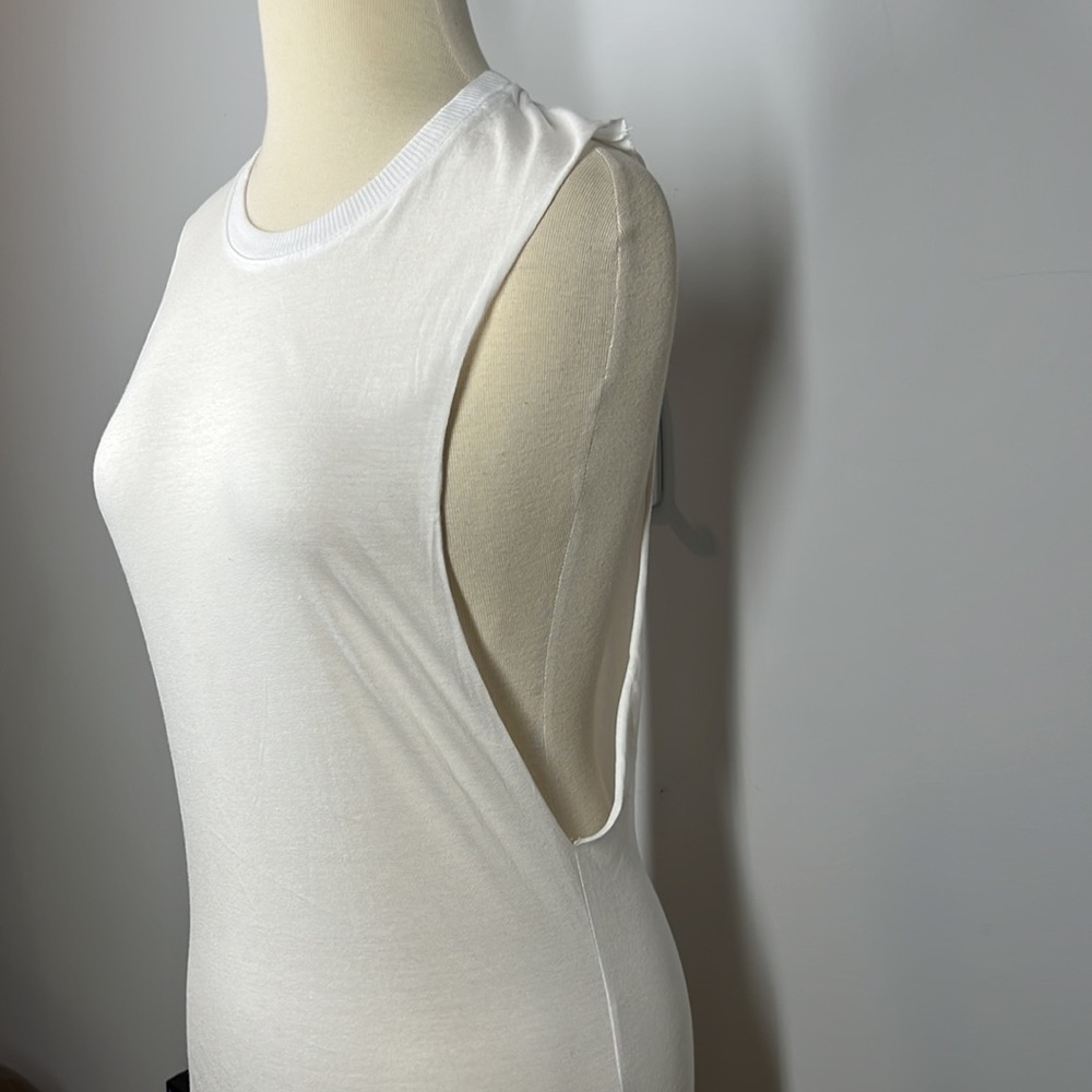 BLQ BASIC Muscle Tank Tee - Picture 3 of 8